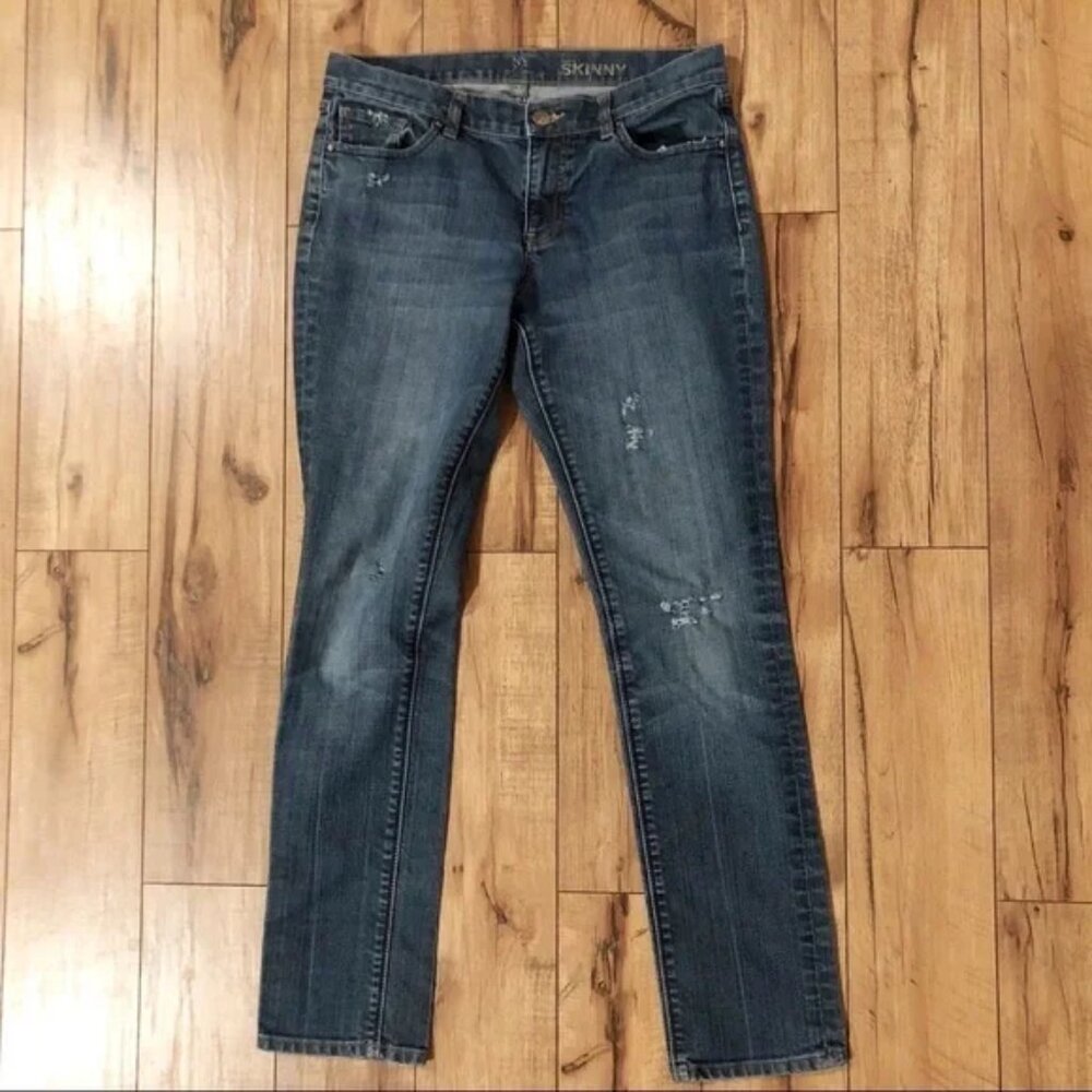 NY&Co distressed skinny jeans